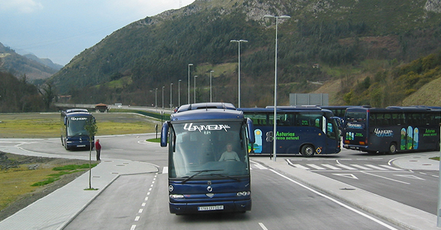LA FLOTA. PULLMANS LLANEZA. ASTURIAS.
