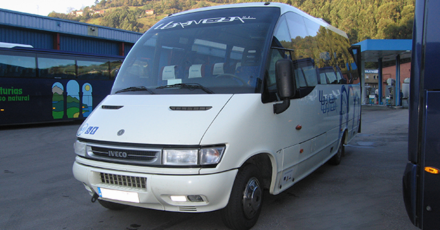 LA FLOTA. PULLMANS LLANEZA. ASTURIAS.