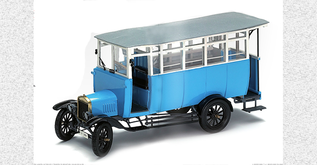 LA FLOTA. PULLMANS LLANEZA. ASTURIAS.